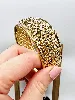 large bracelet jonc motifs ajourés or 750 millième (18 ct) 34,81g
