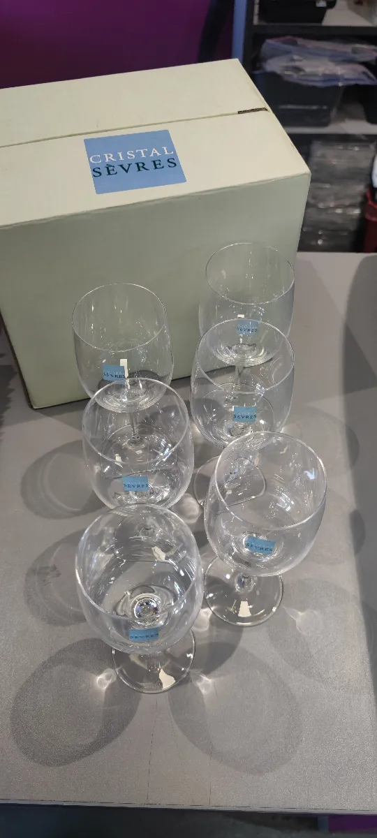 Lot De 6 Verres à Vin Cristal De Sèvres, Motif Ségovie, Modèle T299, Magnifiques
