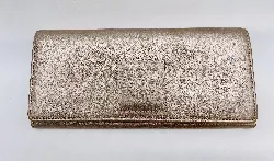 portefeuille longchamp en cuir taupe effet métalisé