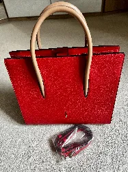 sac christian louboutin paloma médium en cuir rouge bandoulière amovible