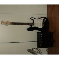 guitare electrique ibiza stratocaster