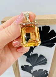 pendentif grande citrine taille émeraude serti de 5 diamants sur la bélière or 750 millième (18 ct) 10,44g