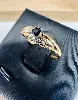 bague 2 ors centrée d'un petit saphir or 750 millième (18 ct) 0,76g