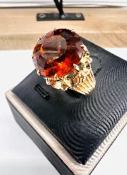 bague cocktail ornée d'une citrine ronde facettée or 750 millième (18 ct) 9,93g