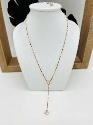 collier swarovski orné 2 motifs triangle dont un pendant