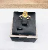 bague or solitaire ornée d'une citrine facettée or 750 millième (18 ct) 2,26g
