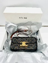 céline sac poré l'épaule claude en toile triomphe et cuir de veau tan