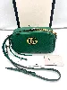 gucci sac bandoulière gg marmont en cuir vert matelassé pm