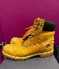 paire de chaussure timberland