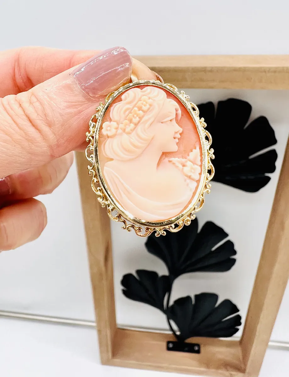 Pendentif Ou Broche Camée En Or 18 Carats (750 Millièmes) - 6,51 G, Profil De Femme, Occasion Avec Poinçon