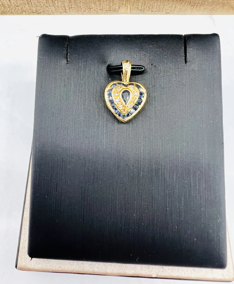 Pendentif Cœur En Or 18 Carats (750/1000) - Orné De Saphirs Et Diamants, 3.16g, Occasion, Poinçon Tête D'aigle