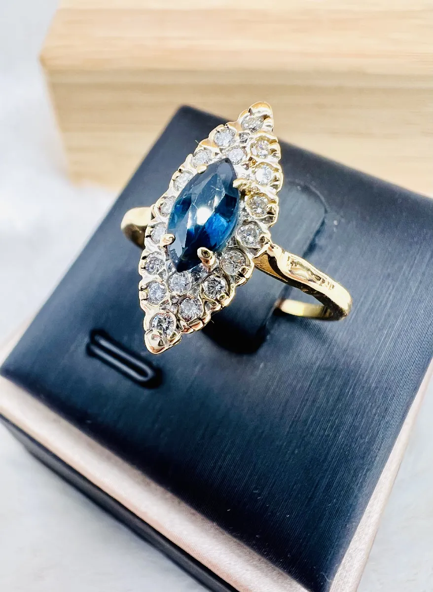 Bague Marquise Bague Saphir Bleu Et Diamant Bague Marquise Centrée