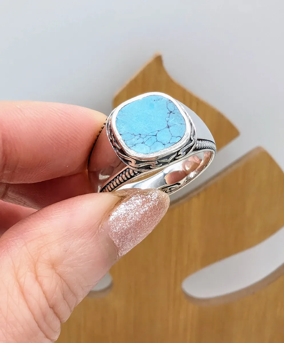Bague En Argent 925 Avec Une Grosse Turquoise Ovale, Occasion - Poids 4,44g