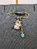 broche épingle ornée d'un motif en nacre et perle de turquoise or 750 millième (18 ct) 1,94g
