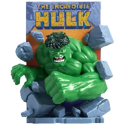 figurine loot crate the uncredible hulk 3d comic standee