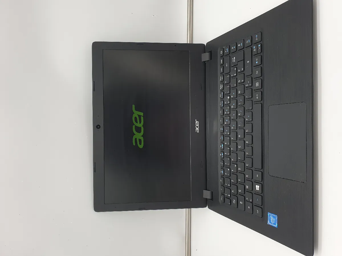 PC Portable Acer Aspire 17,3 Pouces - Intel Core I3 - Occasion