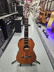 guitare yamaha cs-100a