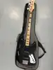 basse marcus miller v7