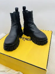 fendi bottines en cuir de veau noir pointure 35