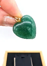 pendentif coeur d'aventurine avec le fermoir en or or 750 millième (18 ct) 3,96g