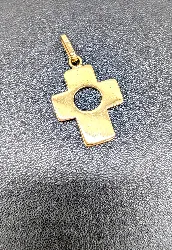 pendentif croix or motif rond vidé or 750 millième (18 ct) 2,6g