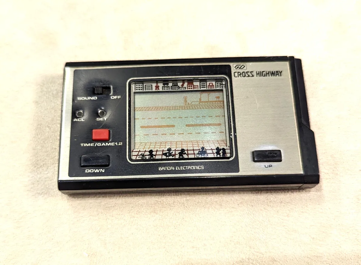 Cross Highway - GD - BANDAI Electronics - LCD Vintage Japan