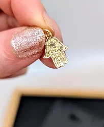 pendentif main de fatma avec etoile or 18 carats or 750 millième (18 ct) 0,61g