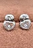 chopard boucles d'oreilles happy diamonds icons coeur en or blanc chacune ornée d'un diamant mobile or 750 millième (18 ct) 4,94g