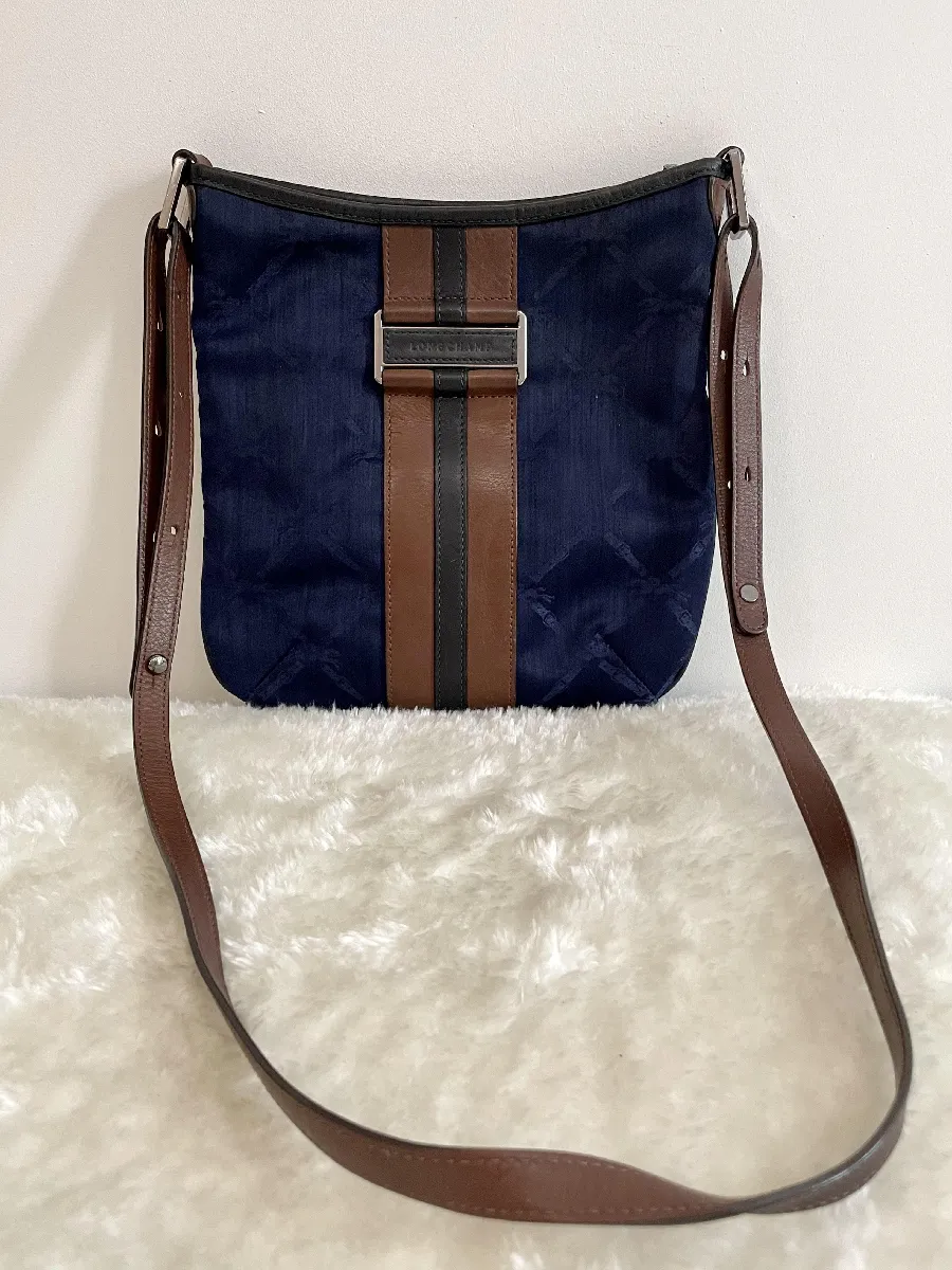 Longchamp sacoche à bandoulière en tissu bleu et cuir marron
