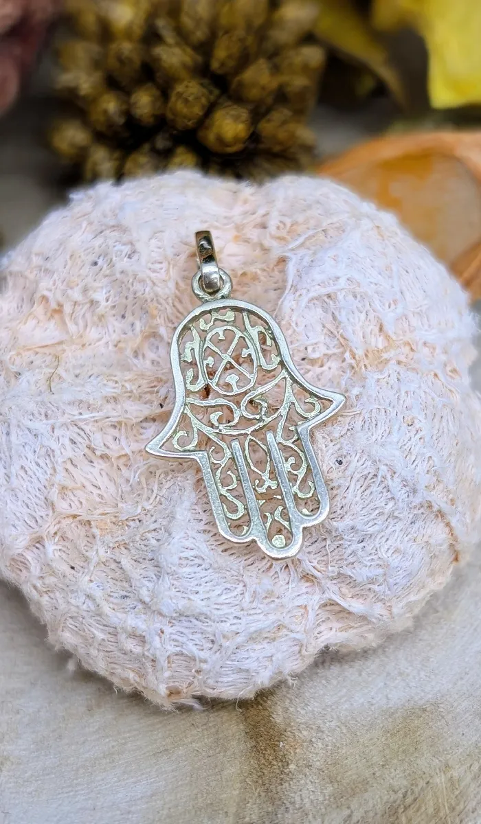 Pendentif En Or 9 Carats (375/1000) Oxydé - Poids 1,62g - Bijou Ancien Porté - Style Unique