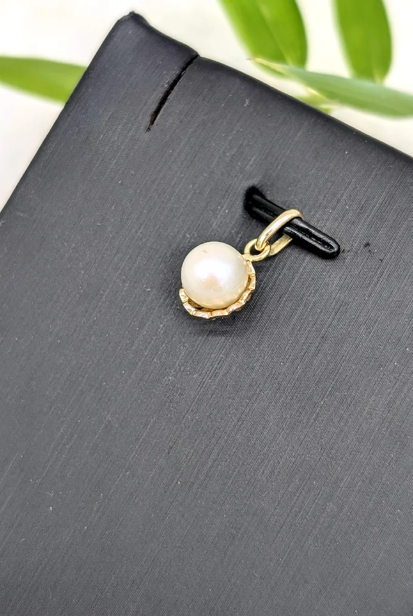 Pendentif Fleur Or 750 Avec Perle De Culture Blanche - Style Cartier