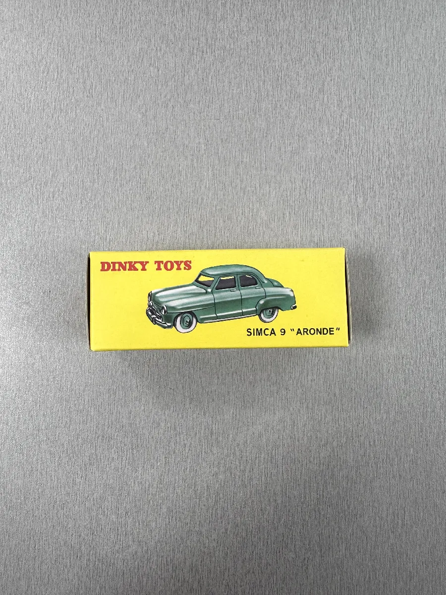 Petite Voiture Dinky Toys Simca 9 Aronde Meccano