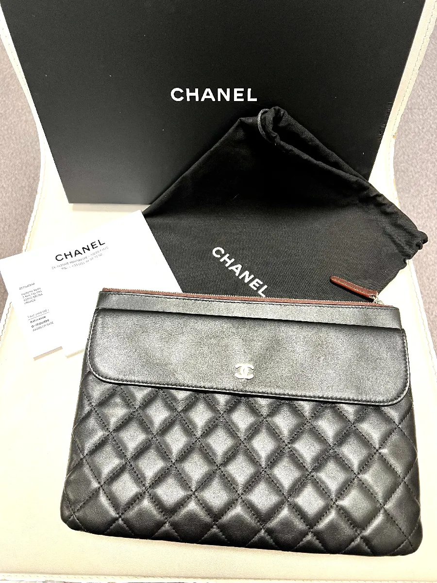 Sac Pochette Sac Chanel Cuir MatelassÃ© Chanel Pochette Trousse