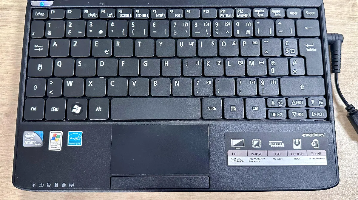 PC Portable EMachines EM350 - 10,1 Pouces - Fonctionnel (occasion)