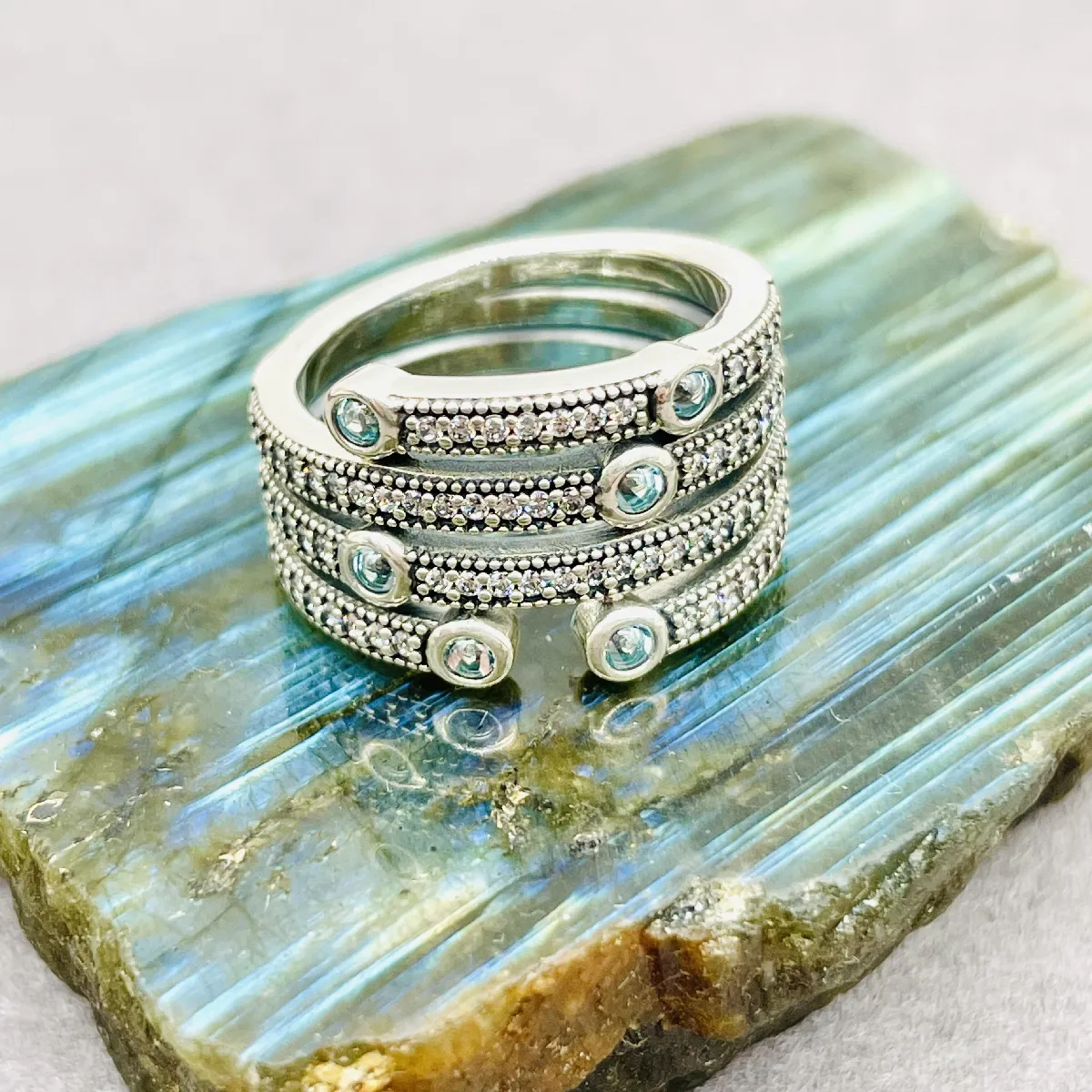 Bague Ligne En Argent 925 - 1,49g - Occasion