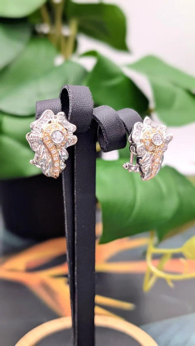 Boucles D'oreilles Clips En Or 750/1000ème - Motif Fleur Orné D'un Oxyde Or - Occasion