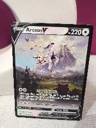 carte pokemon arceus v swsh204