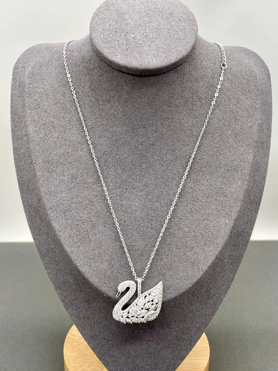 Collier Pendentif Cygne Vintage Argenté Avec Cristaux - Bijou Femme Occasion