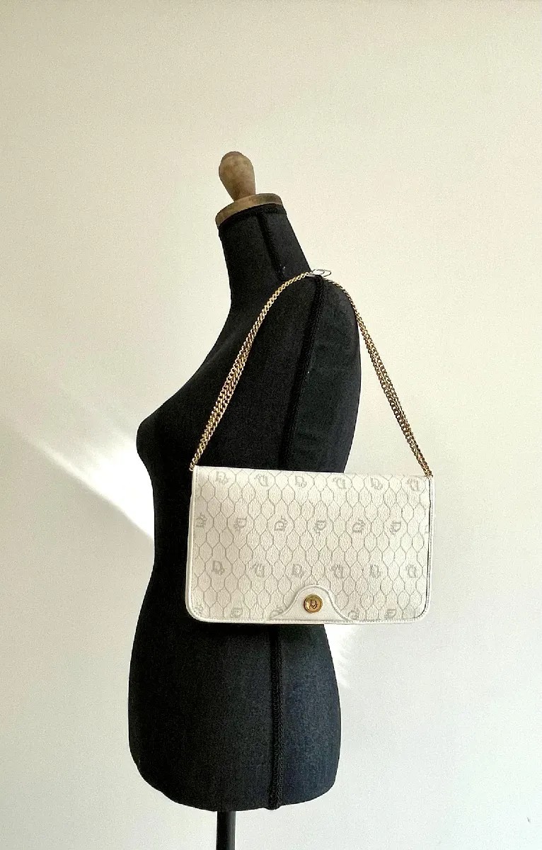 Sac rabat Christian Dior à bandoulière chaîne doré motif nid d