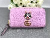 porte clés gucci gg marmont bosco en cuir rose edition limitée