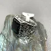 bague chevalière avec onyx regtangulaire en acier t9