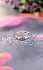 bague fine en or blanc centrée d'un saphir orange or 750 millième (18 ct) 0,79g