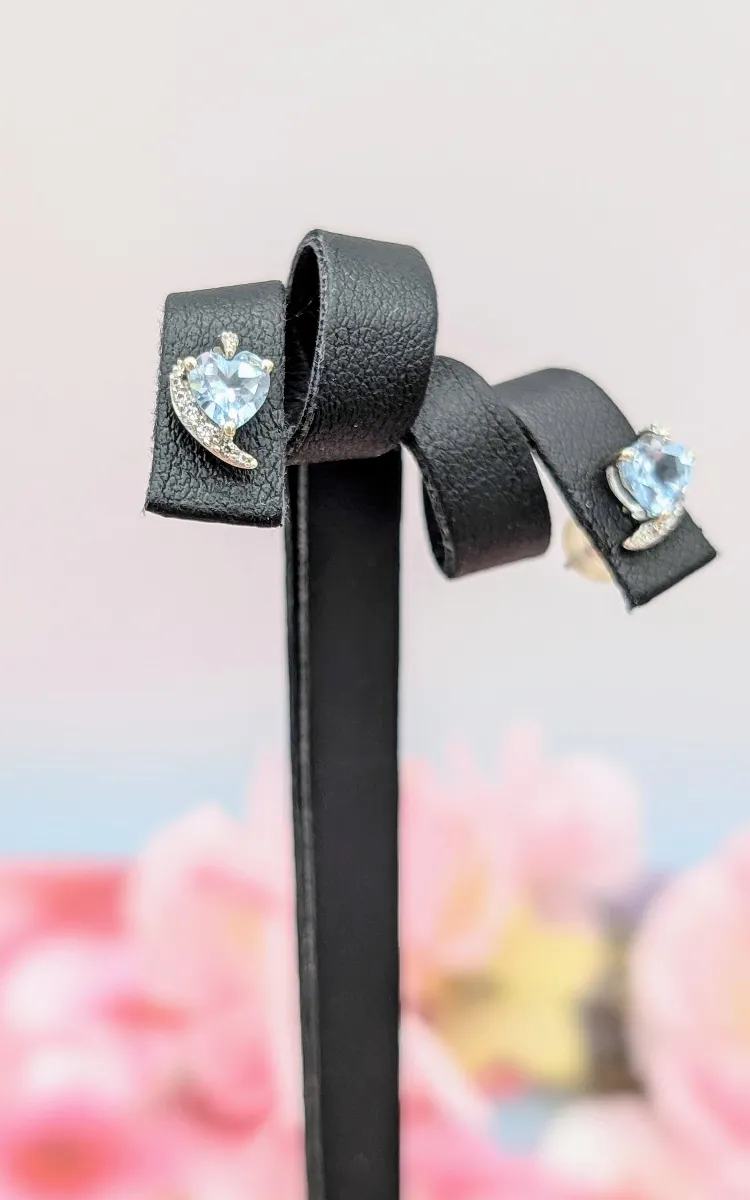 Boucles D'Oreilles En Or Blanc Avec Topaze En Forme De Cœur - Occasion