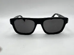 paire de lunette de soleil dior