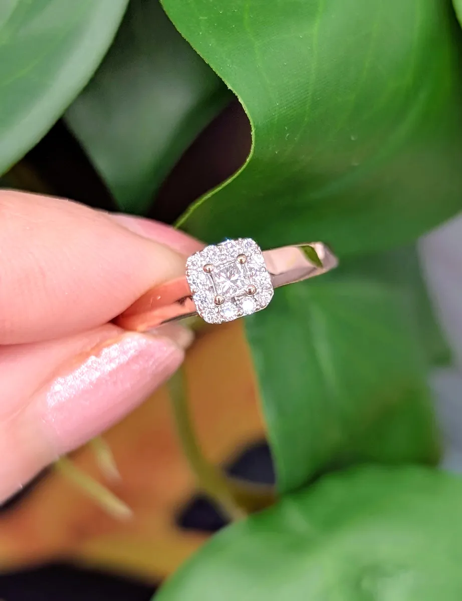 Bague De Fiançailles Solitaire Simulée Princesse 2 Ct - Plaqué Or/argent Sterling - Taille Sur Mesure