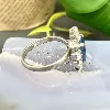 bague christian dior en acier avec cristaux bleus et oxydes