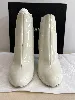 bottine a talons chanel blanc vernis