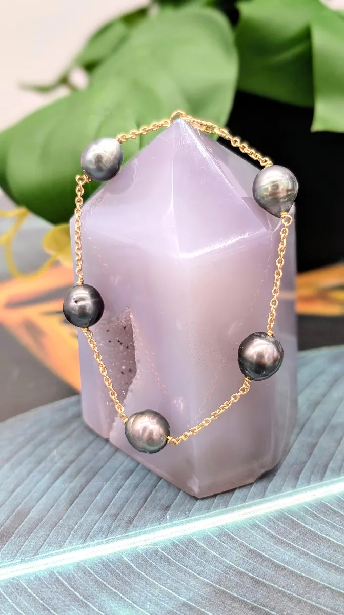 Bracelet Or 18 Carats Avec 5 Perles De Culture Grises - Poids 8.96g - Occasion Avec Poinçon Hibou