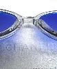 lunettes de soleil chanel avec des verres bleus et la monture et les branches transparentes