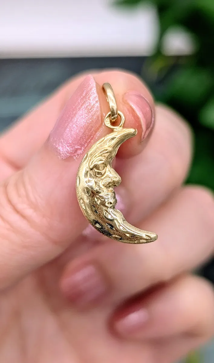 Pendentif Visage De Lune En Or Jaune 18 Carats - 2,37g, Or 750/1000, Occasion